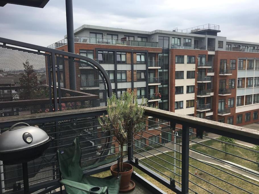 Fantastic New York Style Loft Apartment. Лондон Екстериор снимка